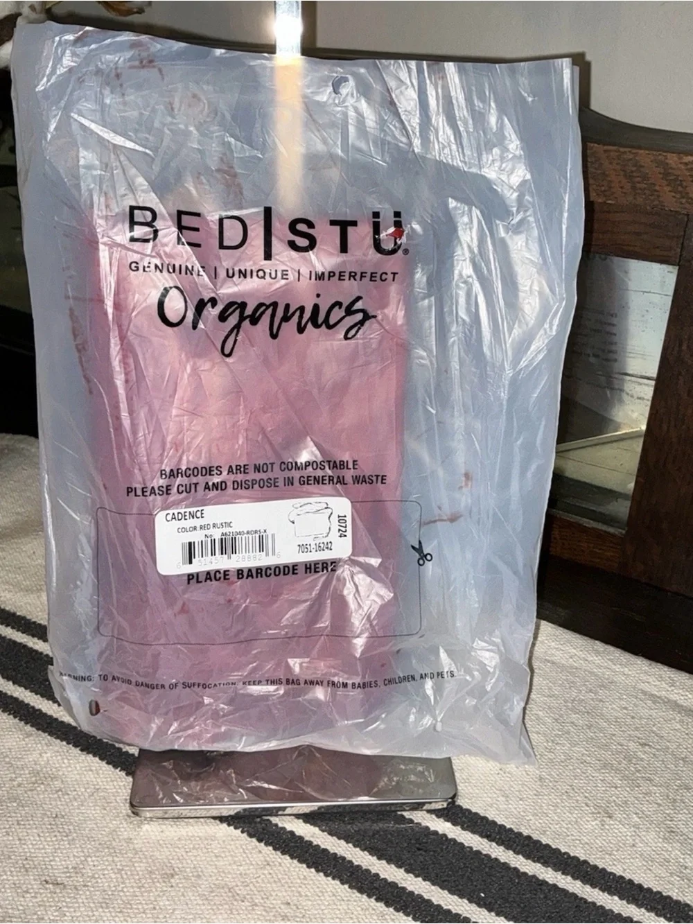 Bed Stu nwt bed